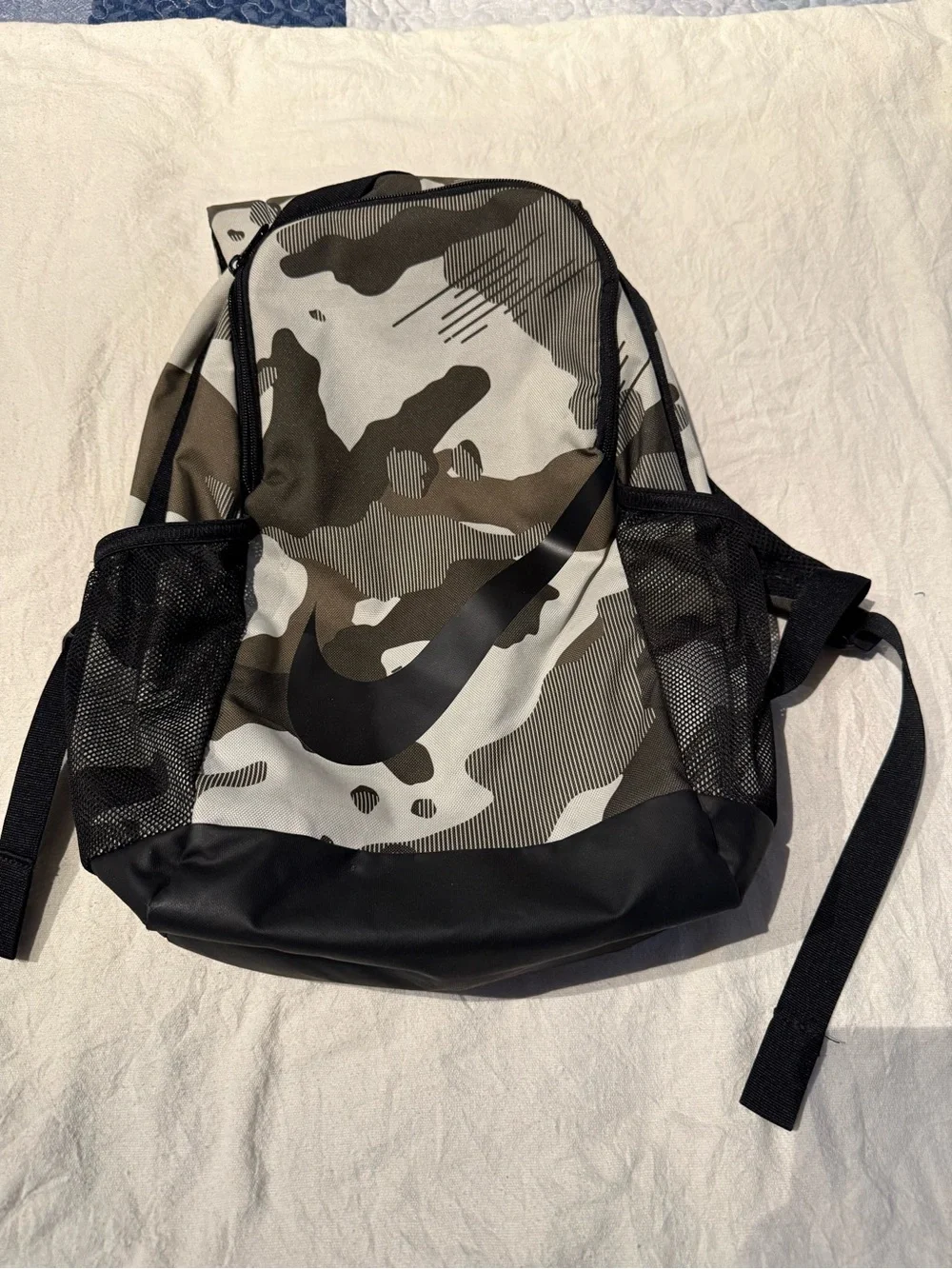 Nike Men’s Camo Backpack - Black/Grey/Olive